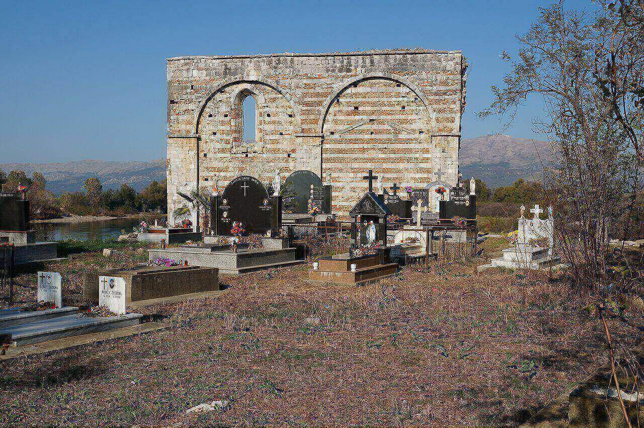 Rrënojat e Kishës së Shirgjit 
